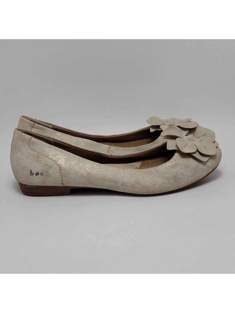 B.O.C Born Concept Emalia Gold Slip On Round Toe Ballet Flat Shoe Size 8.5